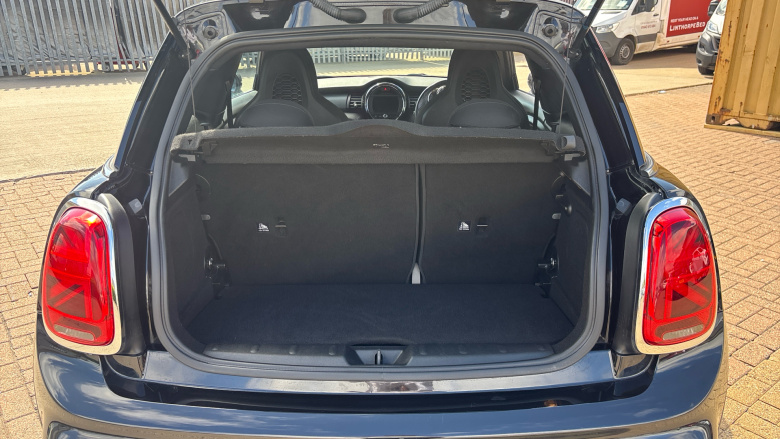 MINI Hatchback 1.5 Cooper Sport II 3dr Petrol Hatchback